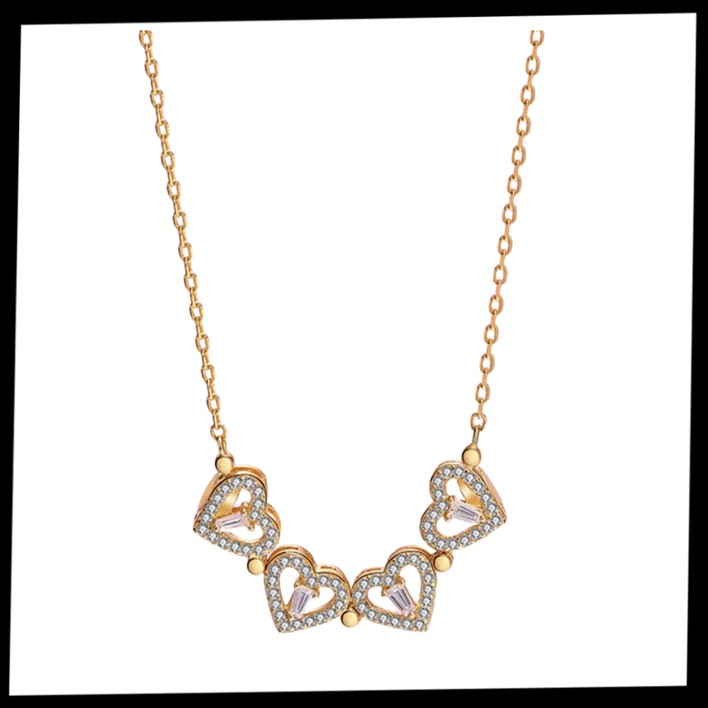 Collier en forme de cœur à quatre feuilles